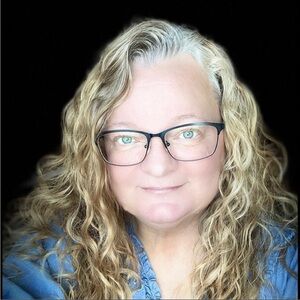 Meet your Posher, Tracy